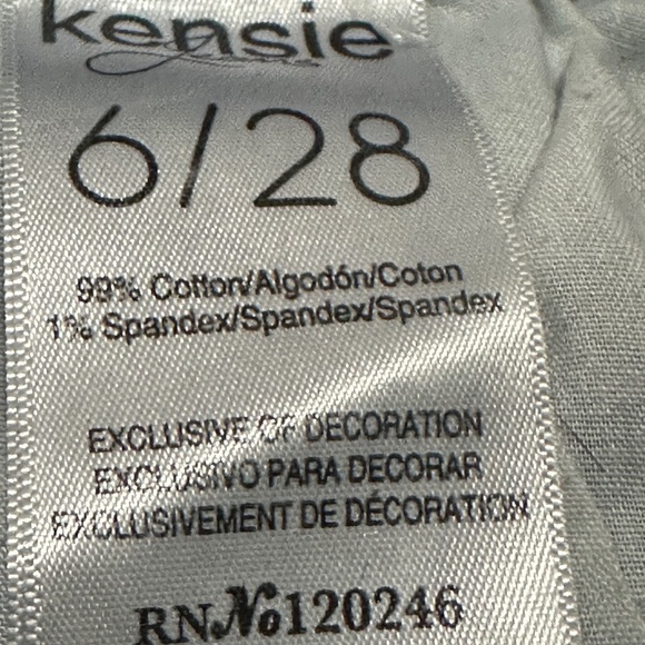 341 Kensie Jeans | EUC Women’s Blue Distressed Cutoff Denim Shorts (Size 6/28) - Picture 9 of 13